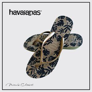 HAVAIANAS Black and Tan Tropical Sandals - Size USA 9/10